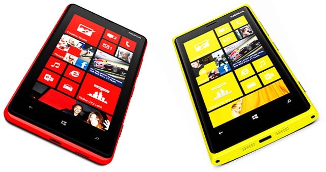 Nokia Lumia 820 i Nokia Lumia 920